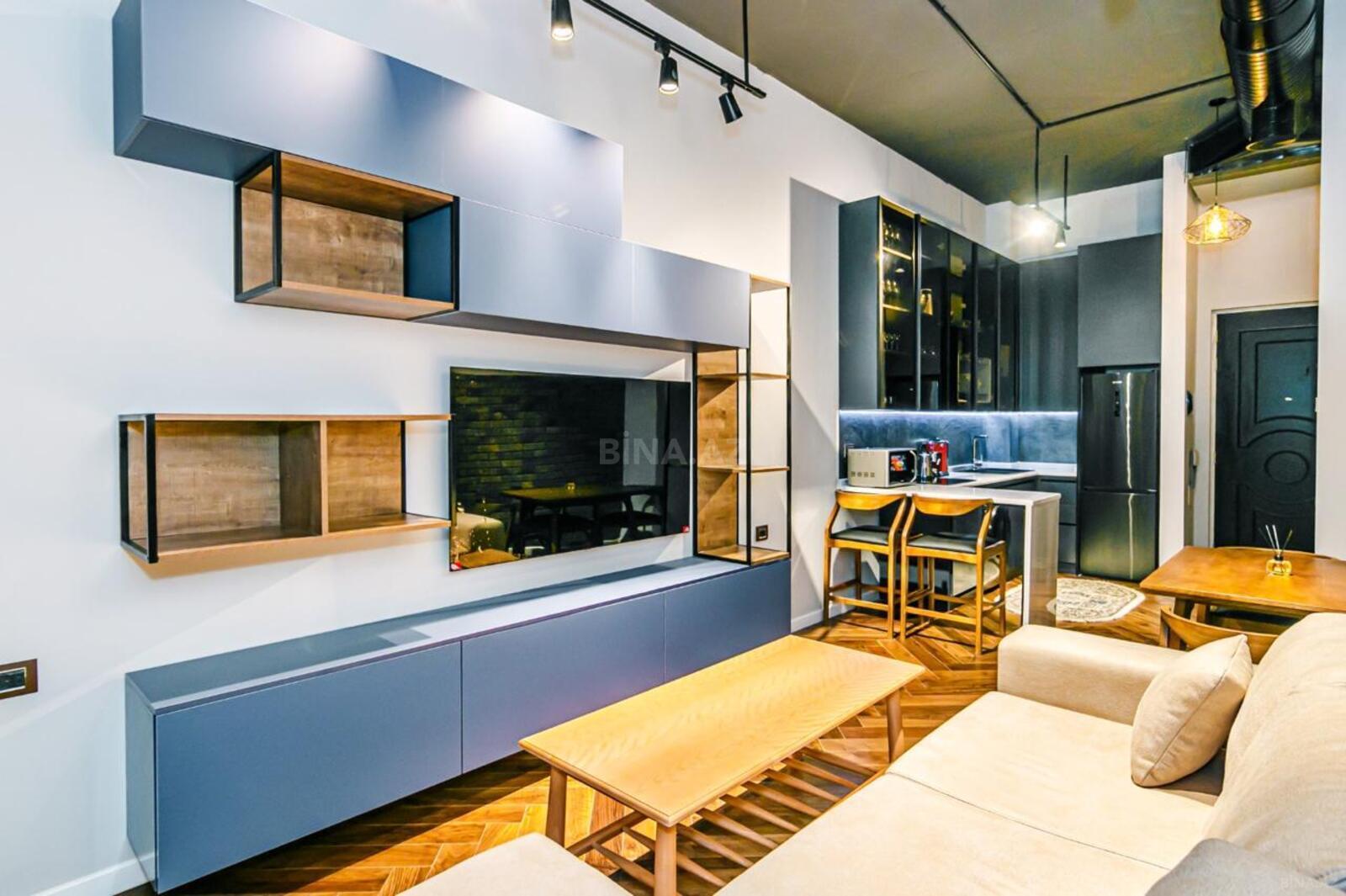 Kirayə verilir 2 otaqlı mənzil 70 m²