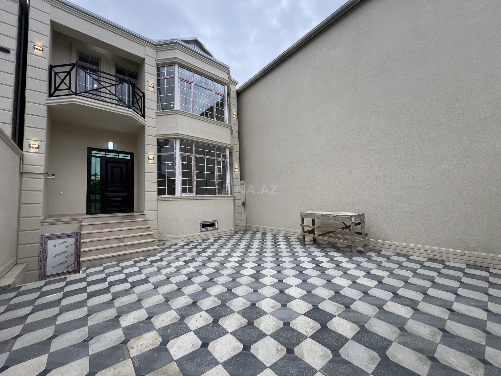 Satılır 4 otaqlı həyət evi 150 m²