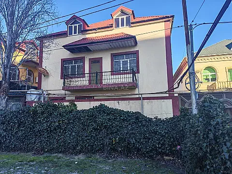 Kirayə verilir 7 otaqlı həyət evi 300 m² — Bakı, Köhnə Günəşli 7 otaq 300.00 m²