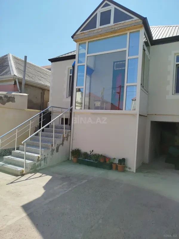 Satılır 3 otaqlı həyət evi 120 m²