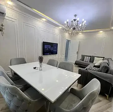 Satılır 3 otaqlı mənzil 82 m² — Bakı, Memar Əcəmi yanı 3 otaq 82.00 m²