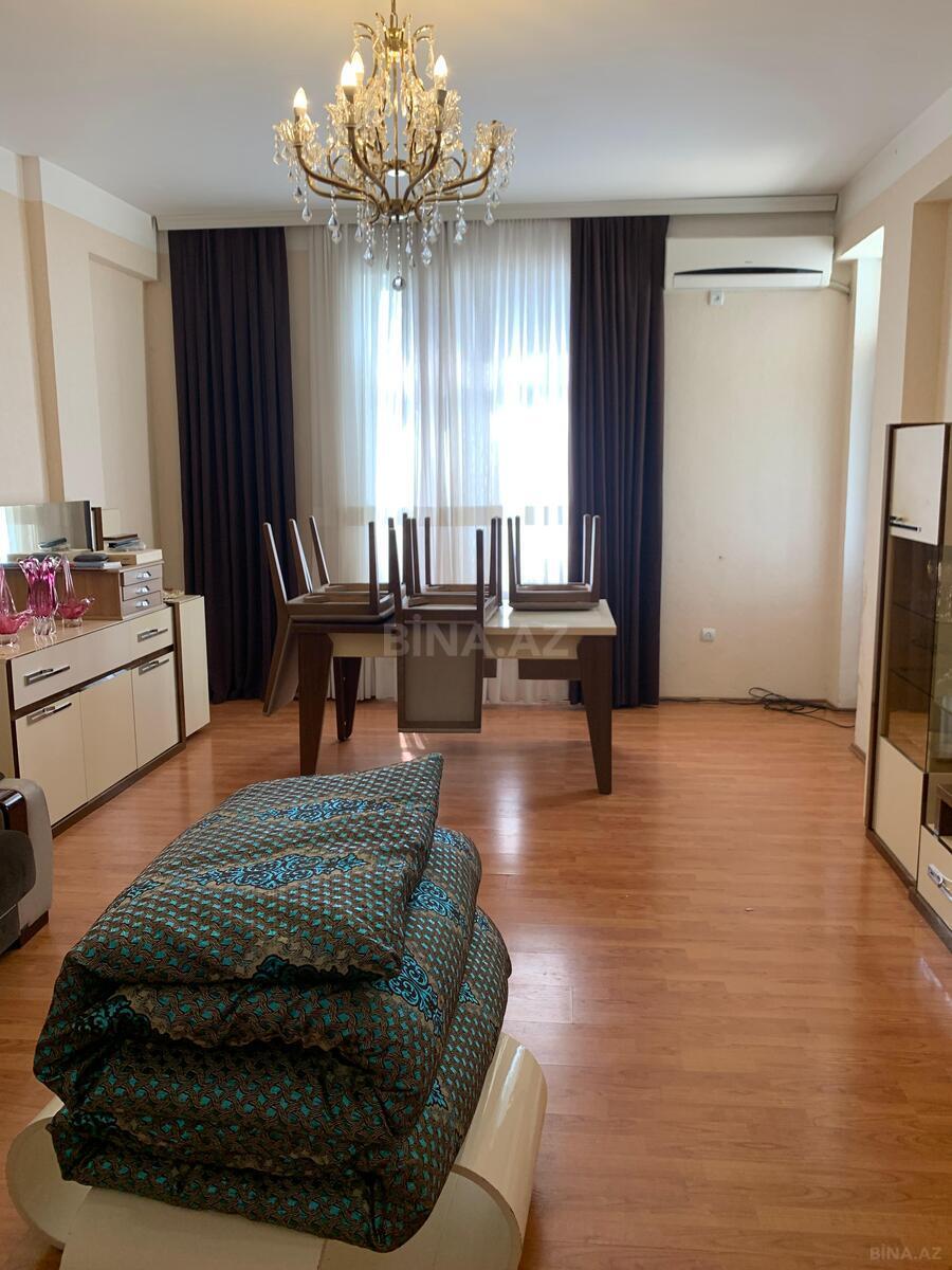 Kirayə verilir 3 otaqlı mənzil 90 m²