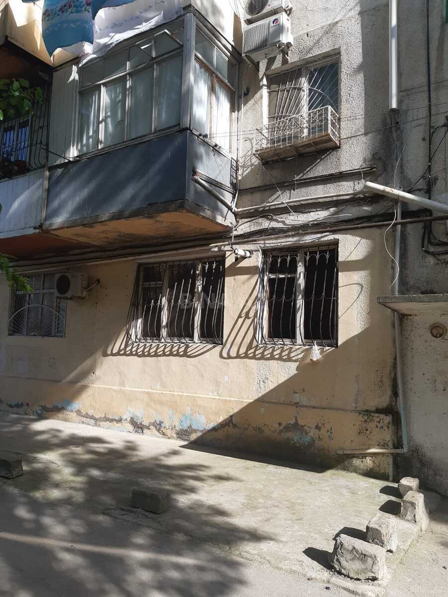 Kirayə verilir 3 otaqlı mənzil 33 m²