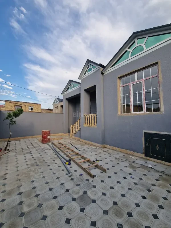 Satılır 3 otaqlı həyət evi 92 m²