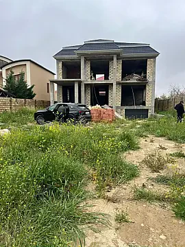 Satılır 7 otaqlı həyət evi 350 m² — Bakı, Novxanı 7 otaq 350.00 m²