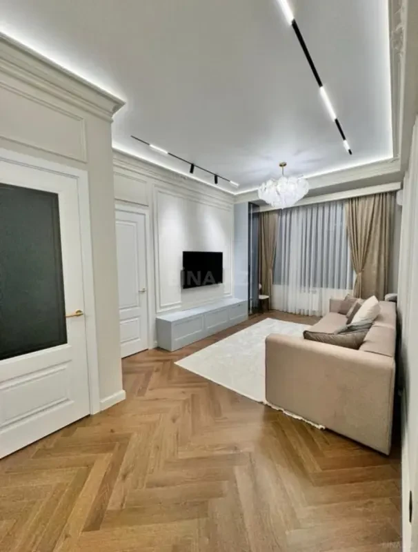 Kirayə verilir 2 otaqlı mənzil 58 m²