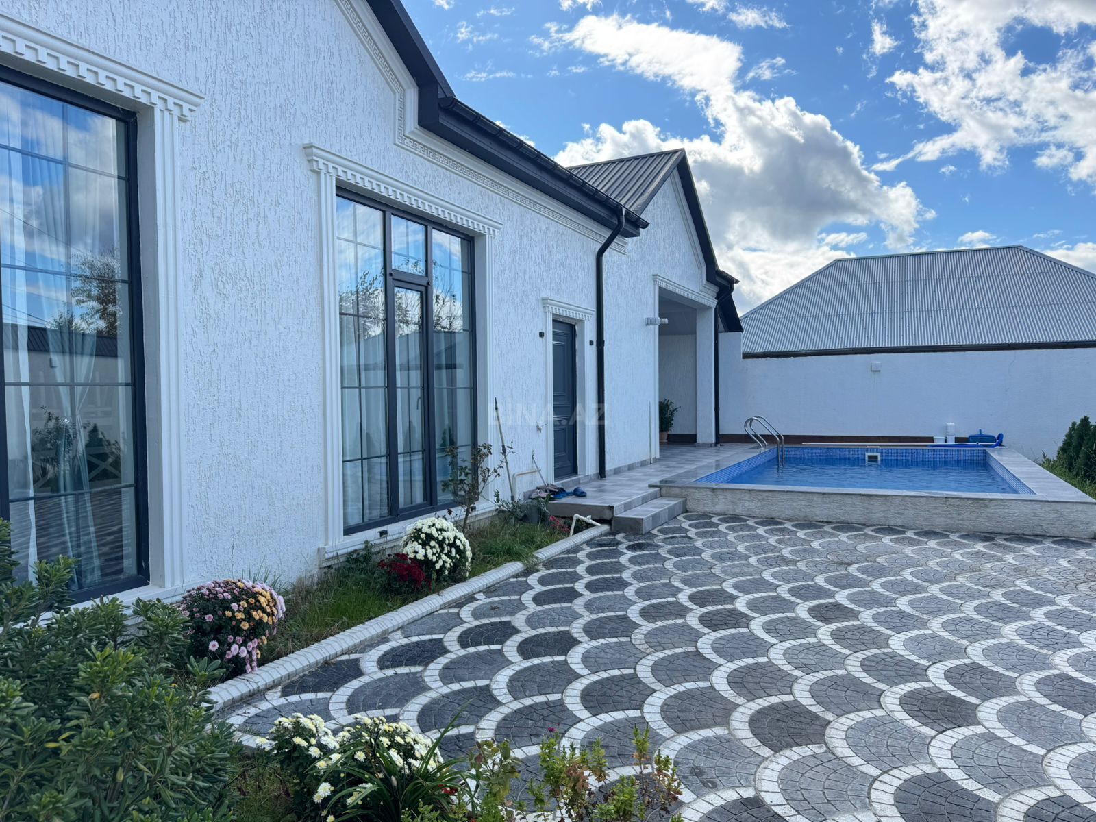 Kirayə verilir 4 otaqlı həyət evi 100 m²