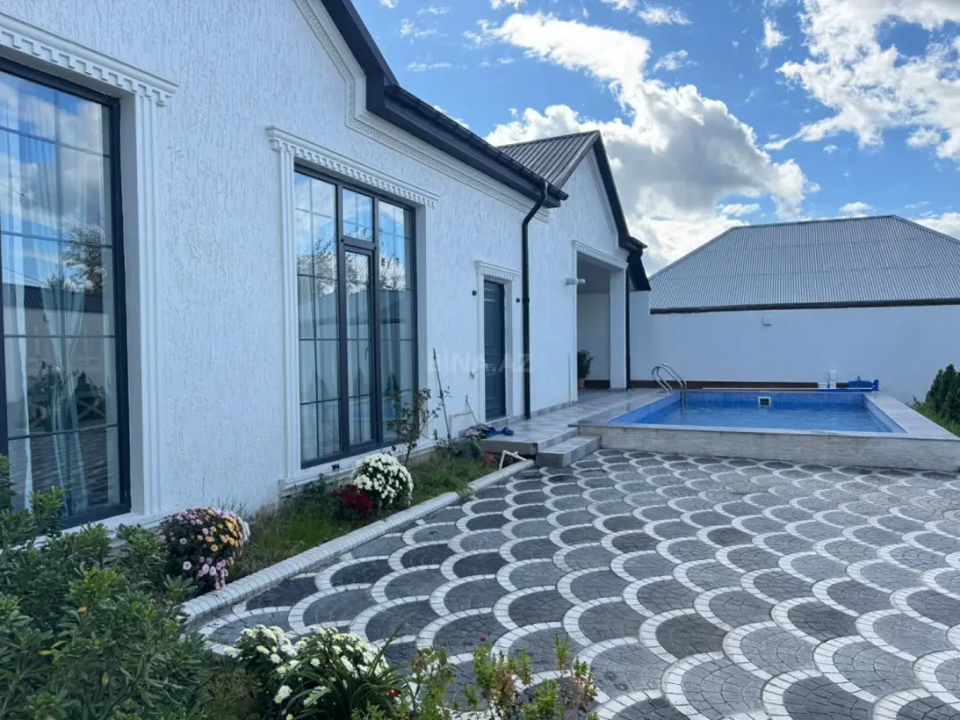 Kirayə verilir 4 otaqlı həyət evi 100 m²