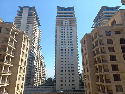Kirayə verilir 4 otaqlı mənzil 165 m² — Bakı, Səbail 4 otaq 165.00 m²