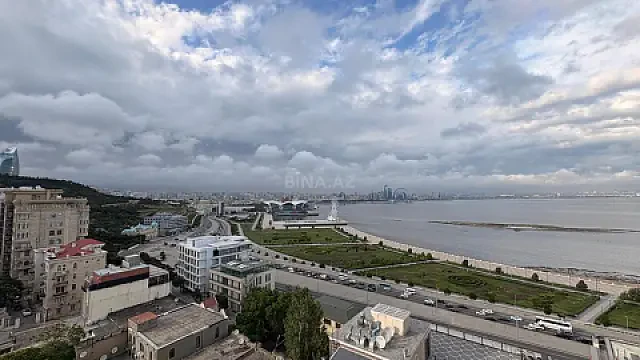 Satılır 4 otaqlı mənzil 230 m² — Bakı, Bayıl 4 otaq 230.00 m²