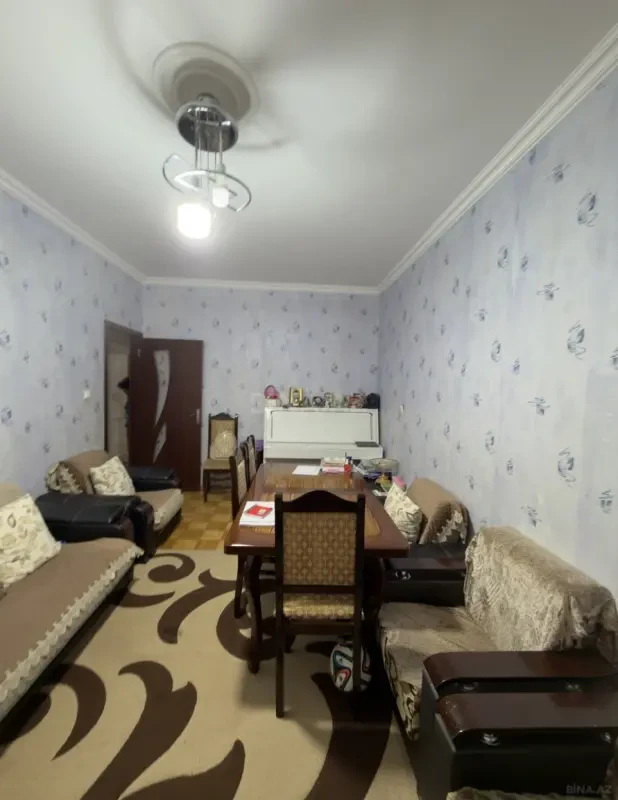 Satılır 4 otaqlı mənzil 112 m²