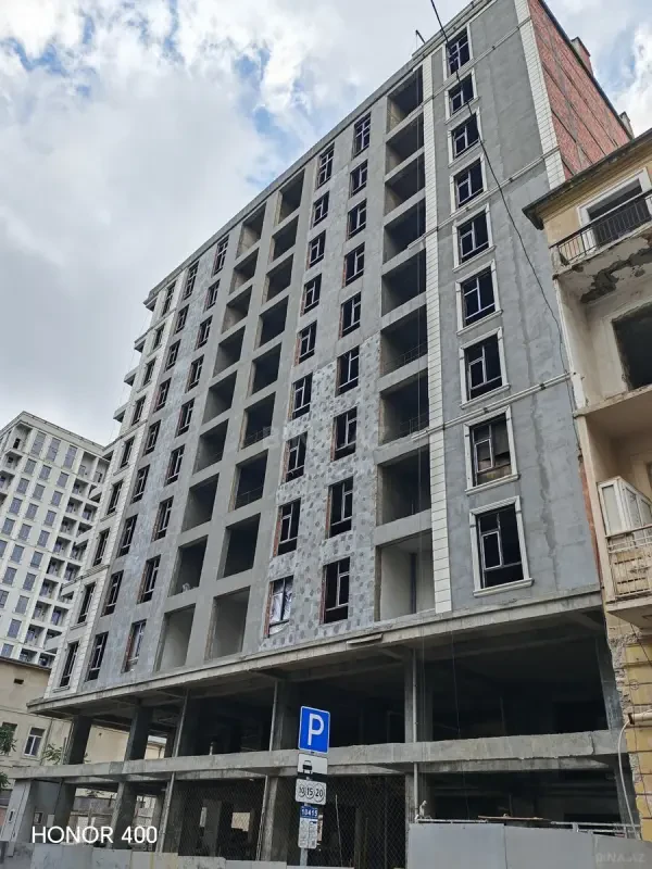 Satılır 2 otaqlı mənzil 62 m²