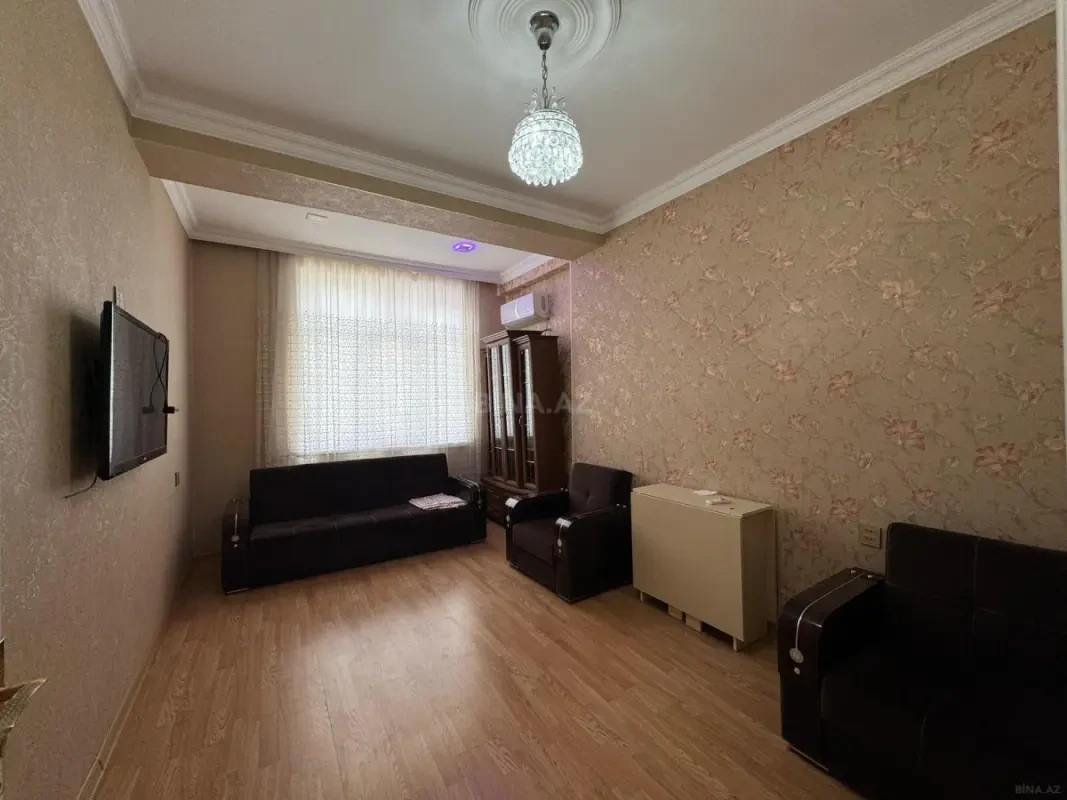 Satılır 2 otaqlı mənzil 84 m²