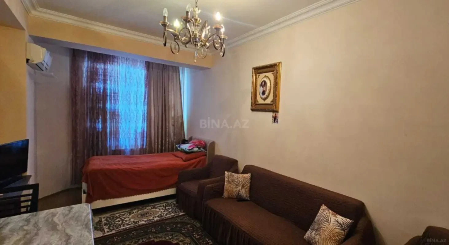 Satılır 1 otaqlı mənzil 50 m²