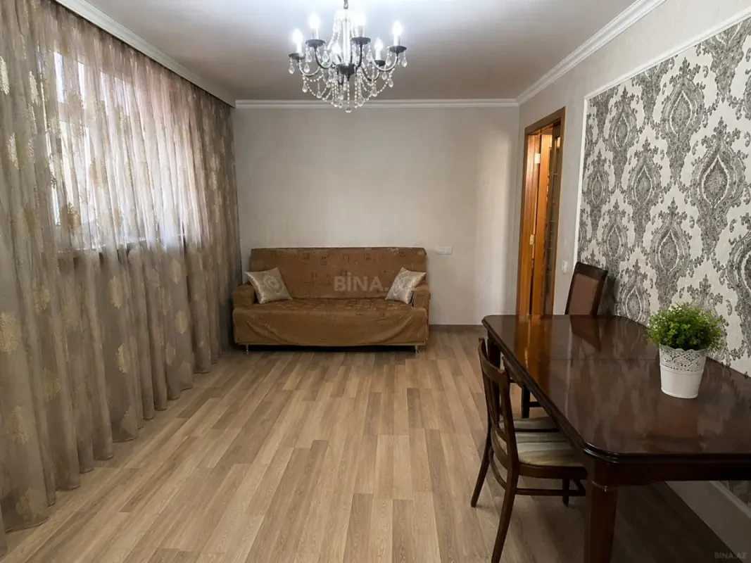 Kirayə verilir 2 otaqlı mənzil 45 m²