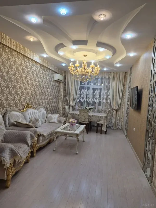 Satılır 3 otaqlı mənzil 95 m²