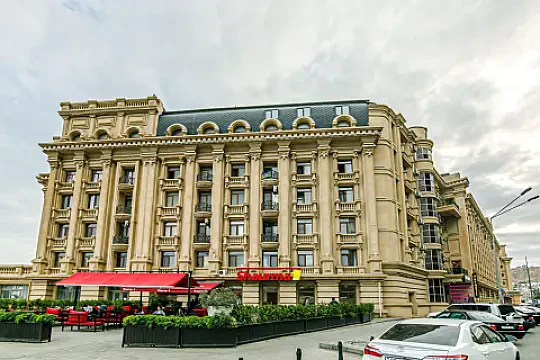 Satılır 5 otaqlı mənzil 216 m² — Bakı, Bayıl 5 otaq 216.00 m²