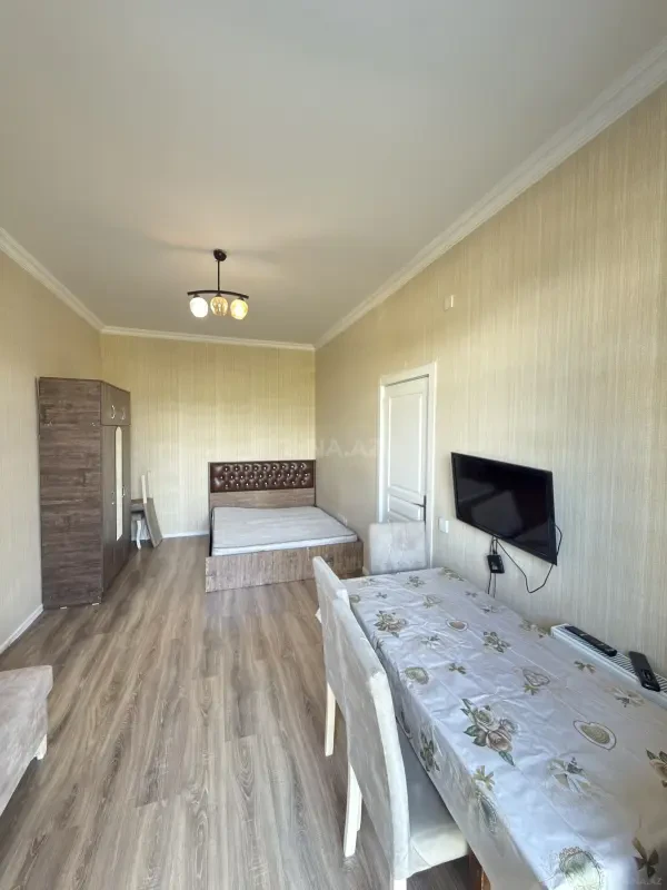 Kirayə verilir 1 otaqlı mənzil 41 m²