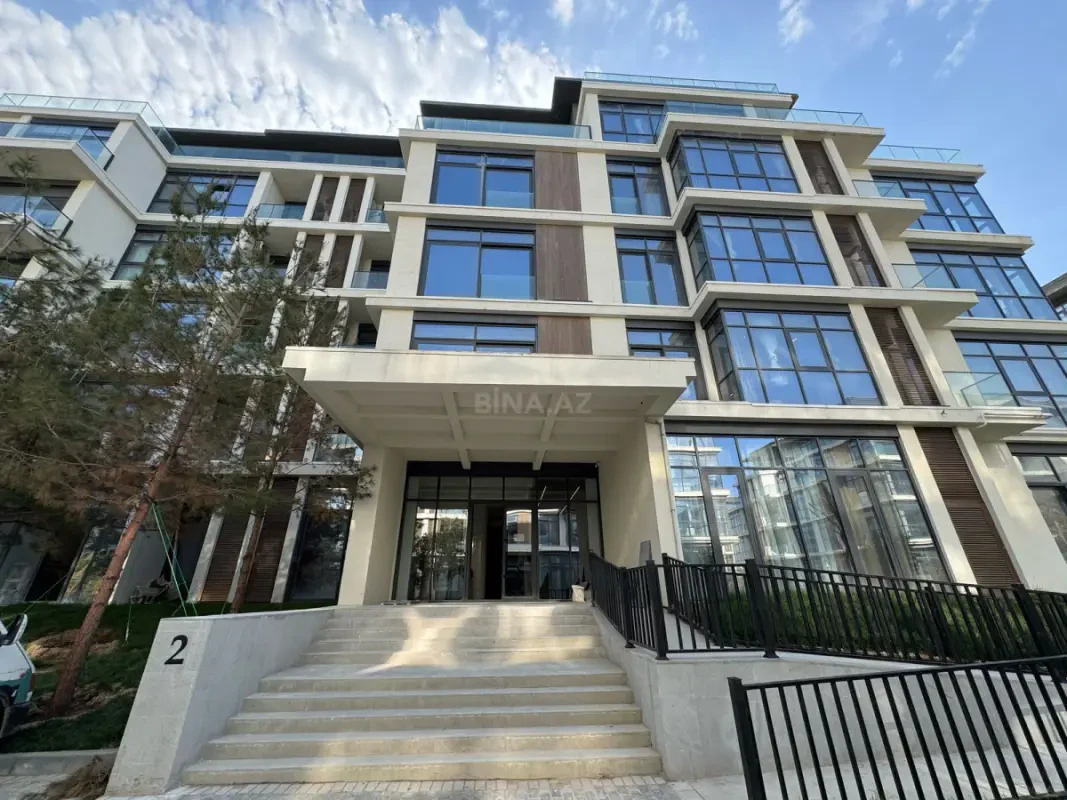 Kirayə verilir 2 otaqlı mənzil 95 m²