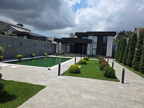 Satılır 4 otaqlı həyət evi 220 m² — Bakı, Buzovna 4 otaq 220.00 m²