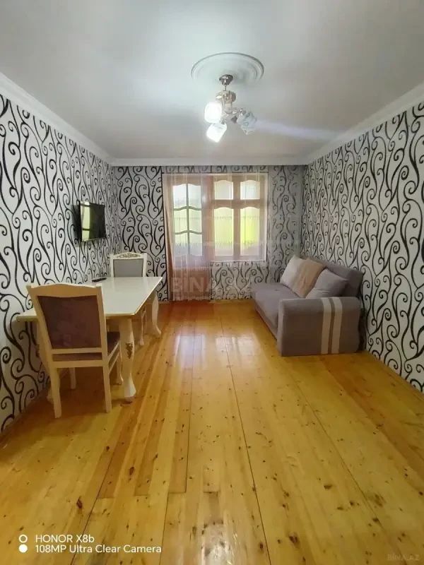 Kirayə verilir 2 otaqlı mənzil 48 m²
