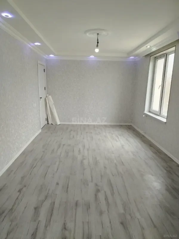 Satılır 2 otaqlı mənzil 45 m²