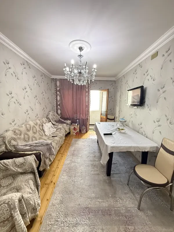 Satılır 3 otaqlı mənzil 80 m²