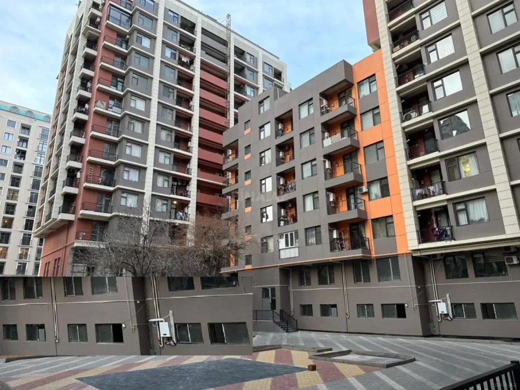 Kirayə verilir 2 otaqlı mənzil 55 m²