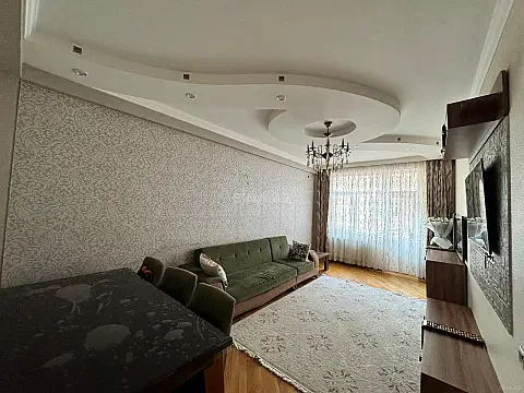 Satılır 4 otaqlı mənzil 130 m² — Bakı, İnşaatçılar 4 otaq 130.00 m²