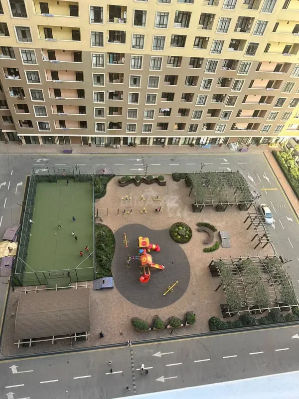Kirayə verilir 3 otaqlı mənzil 136 m²