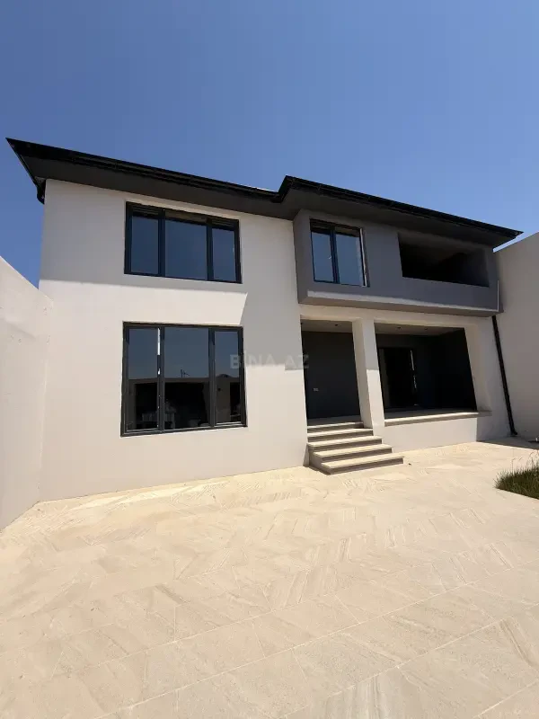 Satılır 5 otaqlı həyət evi 180 m²