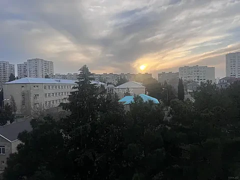 Satılır 4 otaqlı mənzil 100 m² — Bakı, Köhnə Günəşli 4 otaq 100.00 m²