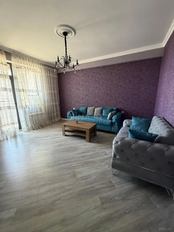 Kirayə verilir 2 otaqlı mənzil 80 m²