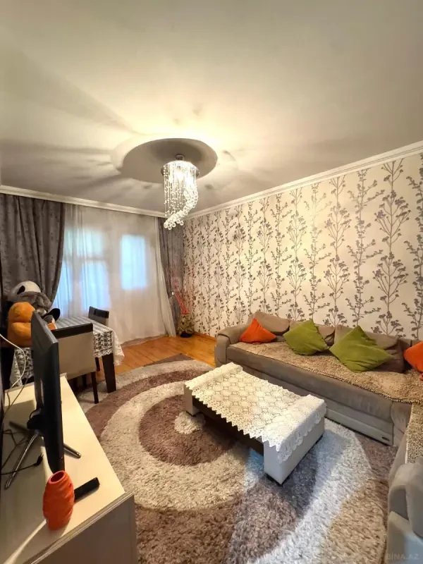Satılır 3 otaqlı mənzil 75 m²