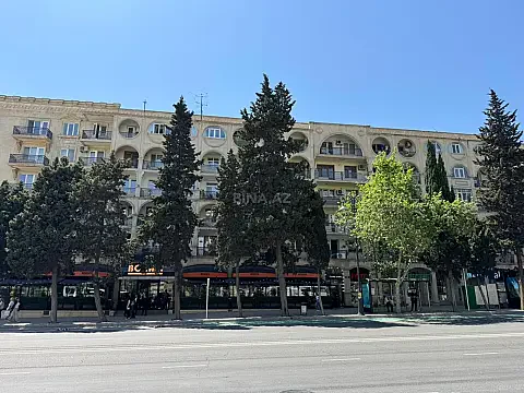 Satılır 3 otaqlı mənzil 85 m² — Bakı, Nizami 3 otaq 85.00 m²