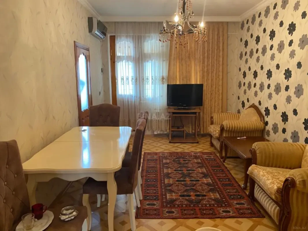 Kirayə verilir 2 otaqlı mənzil 55 m²