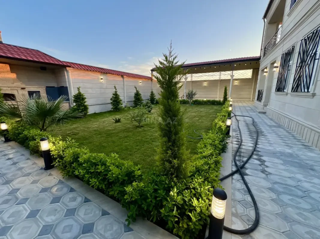 Satılır 4 otaqlı həyət evi 150 m²