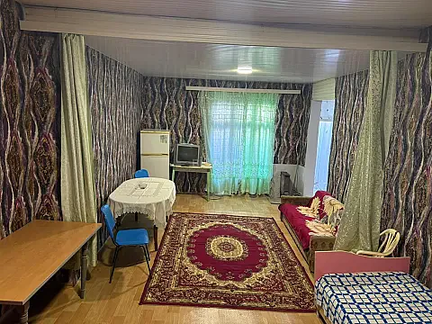 Kirayə verilir 2 otaqlı həyət evi 70 m² — Bakı 2 otaq 70.00 m²