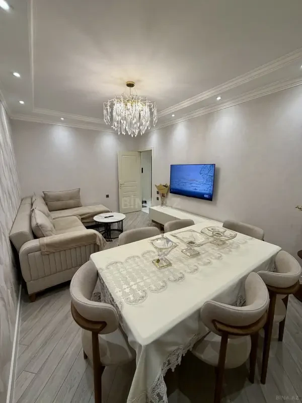 Satılır 2 otaqlı mənzil 65 m²