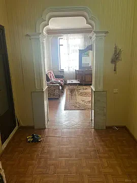 Kirayə verilir 3 otaqlı mənzil 70 m² — Bakı 3 otaq 70.00 m²