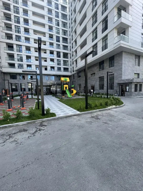 Satılır 2 otaqlı mənzil 64 m²
