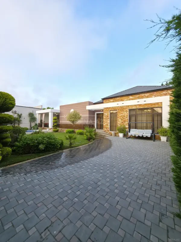 Satılır 4 otaqlı həyət evi 190 m²