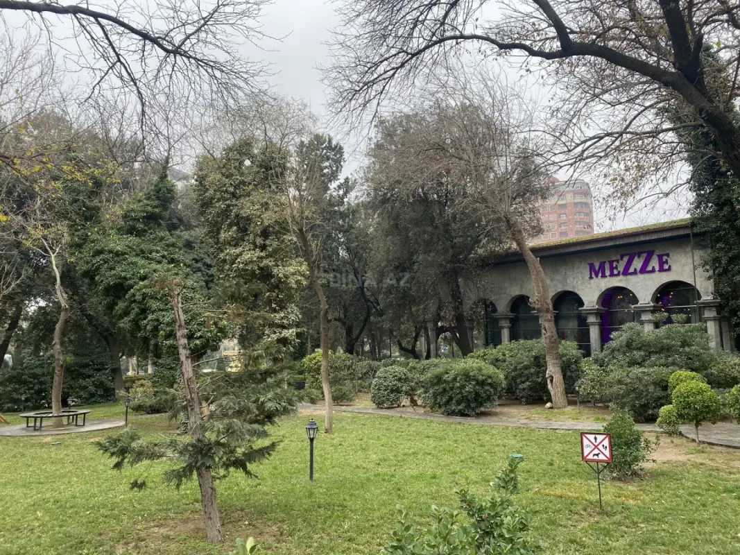Satılır 3 otaqlı mənzil 105 m²
