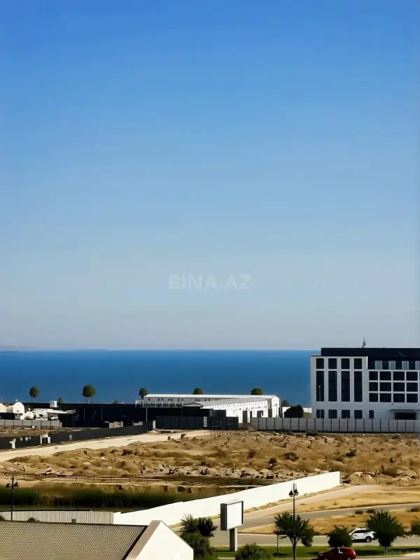 Satılır 10 otaqlı mənzil 420 m²