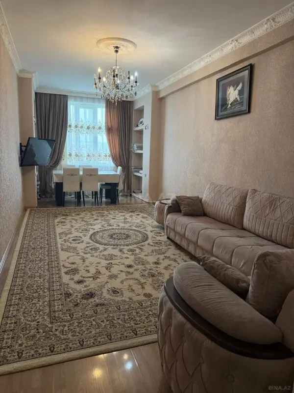 Satılır 2 otaqlı mənzil 70 m²