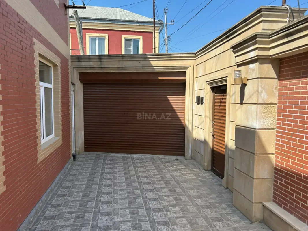 Satılır 4 otaqlı həyət evi 157 m²