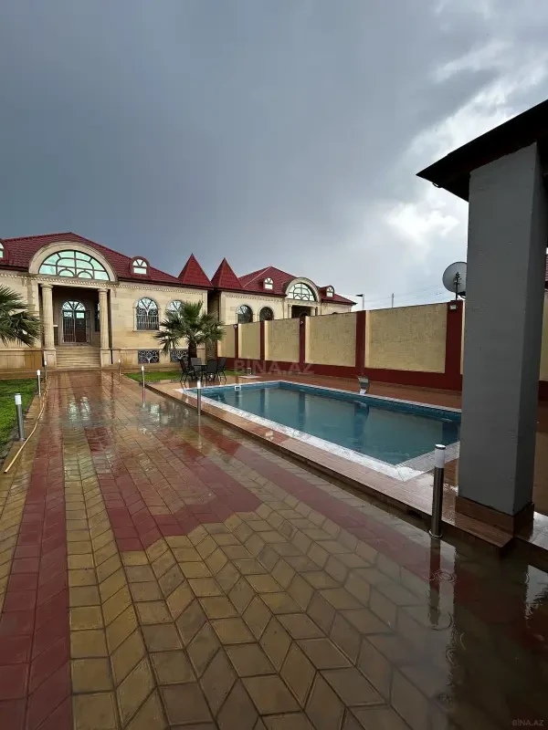 Kirayə verilir 4 otaqlı həyət evi 260 m²