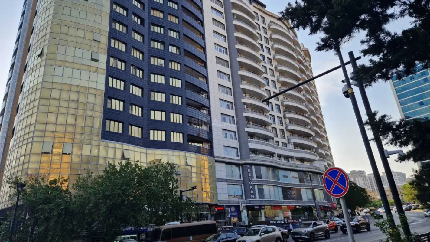Kirayə verilir 3 otaqlı mənzil 120 m²