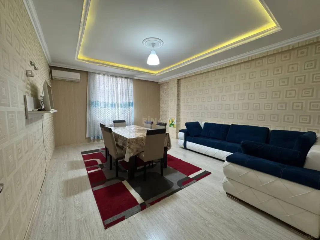Satılır 2 otaqlı mənzil 72 m²