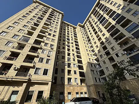 Kirayə verilir 2 otaqlı mənzil 90 m² — Bakı, Nərimanov 2 otaq 90.00 m²